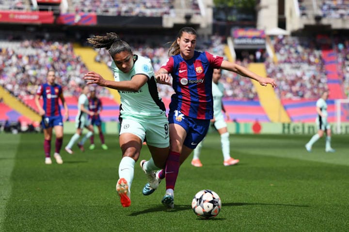 Patri Guijarro, Catarina Macário